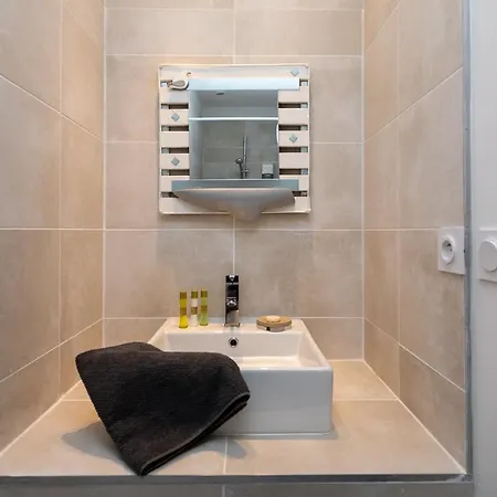 Les Bastides Du * بورم لي ميموزا